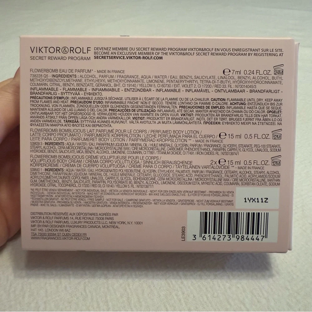 Viktor & Rolf Flowerbomb Flower BombTravel Set - Lotion Body Balm - Picture 3 of 9